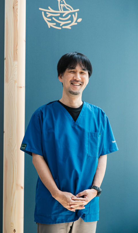 院長 荒木 俊介