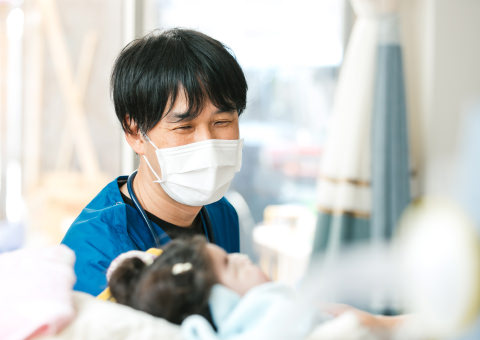 院長 荒木 俊介